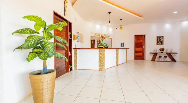 OYO Hotel Das Pedras, Varaa Hotelli Hotellit Bahia pysäköinnillä, Pysäköinti