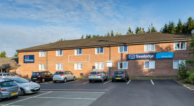 Travelodge Stirling M80, Забронировать Отель Отели Центральной Шотландии с парковкой, Парковка