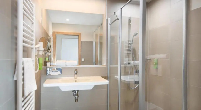 Трёхместный номер Deluxe JUFA Hotel Neutal