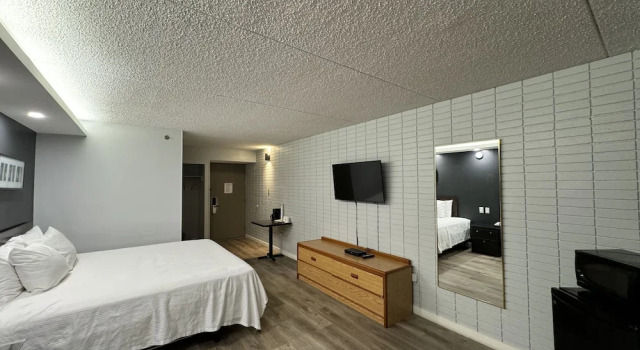 Номер Canadiana Motor Inn