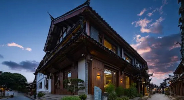 SHANXIANG Mountain Tour | Senyangguan Snow Mountain Ancient City Panoramic Garden Resort Hotel, Забронировать Курортный отель Лицзян Юньнань, рядом с Улица Сквер-стрит Древнего города Даянь