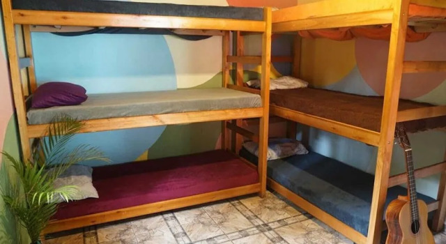 Hostel Tropico de Capricornio - Praia, Забронировать Хостел Отели Убатуба с парковкой, рядом с Praia do Itagua, Парковка
