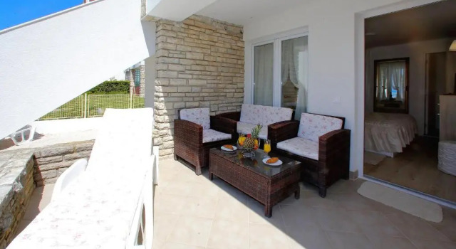 Студия Apartments Brankica