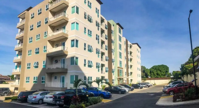 Classy & Conveniently Located 1 Bed Room Suite