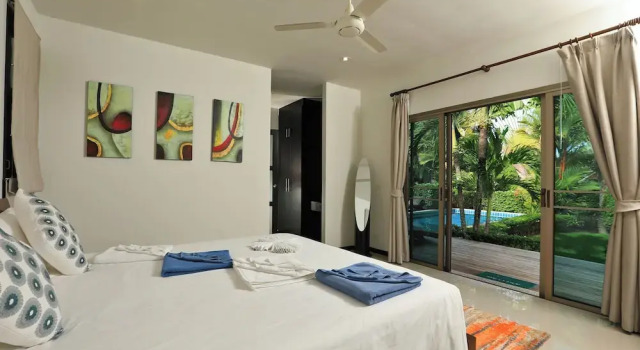 Вилла Deluxe Baan Bua Estate Villas by TropicLook