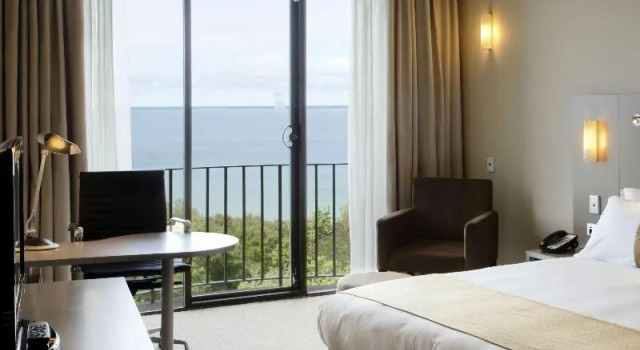 Двухместный номер Standard с балконом и с красивым видом из окна Hilton Garden Inn Darwin