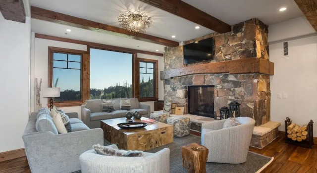 Номер Standard Grand Lodge - 3 Bedroom Condo Deluxe #408 - Ski-in/out by Deer Valley Resort