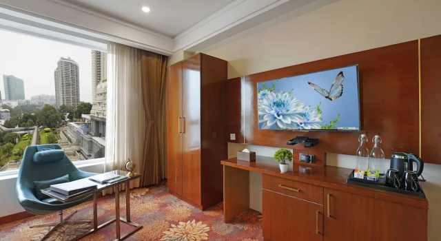 Номер Superior Kingston Hotel