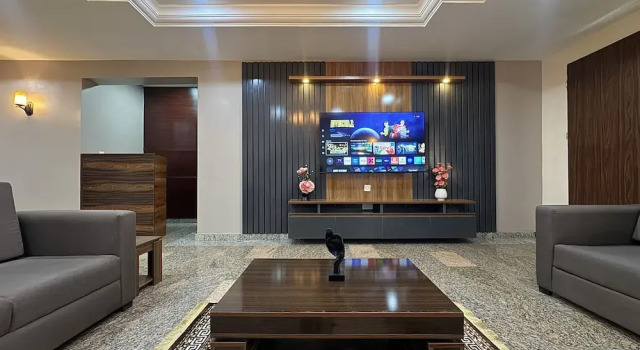 Апартаменты R & R Apartments