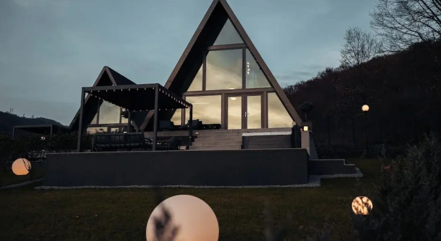 Twin Vista A-Frame Cabins, Rezerwuj Dom wakacyjny Wille w Transylvania, Willa