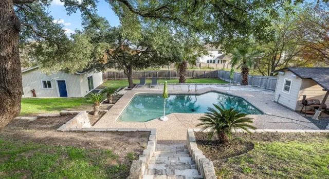 Spacious Retreat with Private Pool, Book Lejlighed Austin Greater Austin