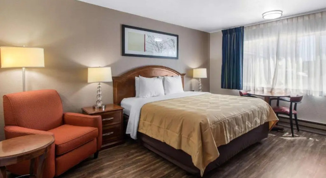 Номер Executive Ramada Bayside Inn & Suites Eureka