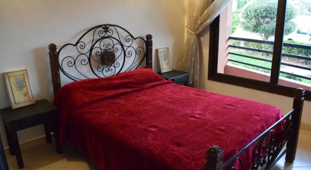 Appartement Quartier L'Hivernage - Résidence Caprice Palace, Забронировать Апартаменты/квартира Отели Марракеш-Тенсифт-Эль-Хауз с парковкой, Парковка
