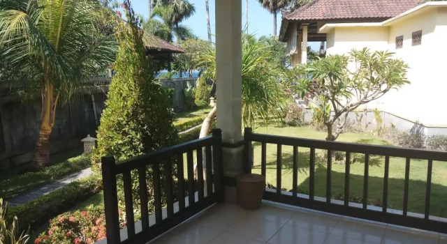 Вилла Bintang Beach Villa