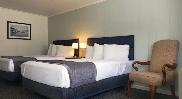 Четырёхместный номер Standard Anchorage Motel