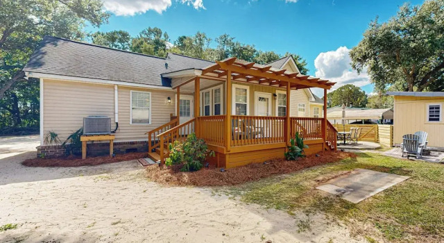 'kerrison by Kiawah' Home w/ Deck & Fire Pit, Забронировать Дом для отпуска Коттеджи Южной Каролины, Коттедж