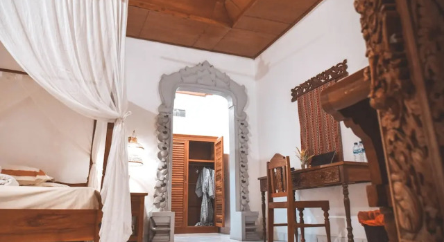 Lovina Palace, Забронировать Отель Отели провинции Бали с завтраком, Завтраки