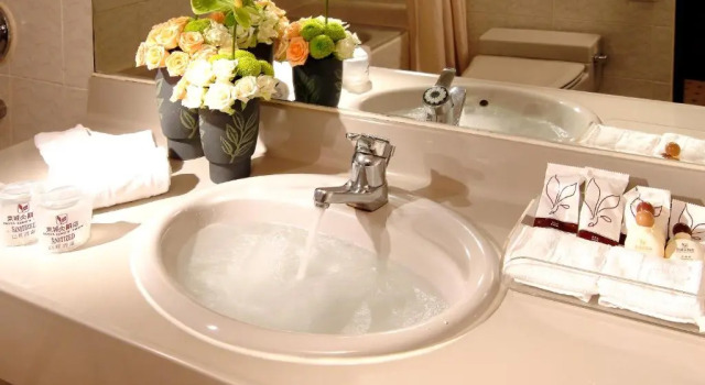 Трёхместный номер Standard Kings Town Hotel