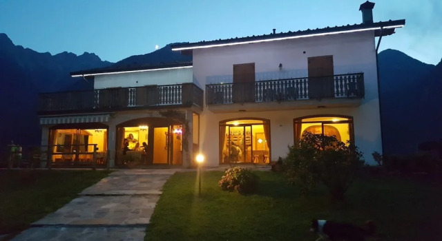 Agriturismo la campagnola, Buchen Sie Bauernhof Hotels in Gordona mit Parkplatz, Parkplätze