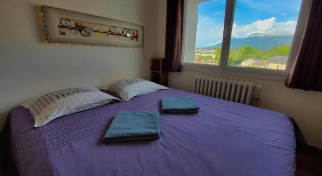 Luxury Apartment * Quiet * View * Heart of Annecy * 2 steps from the Lake * * * *, Забронировать Апартаменты/квартира Анси Озеро Анси
