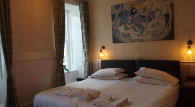 The Liverpool Arms Hotel, Book Hotel Beaumaris Anglesey