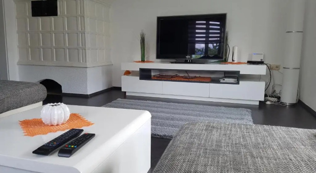 Green Hill Rooms, Book Apartment Hotels in Vorarlberg with Parking, Parking