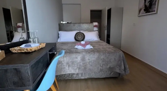 Номер Deluxe Kaloniki Rooms & Suites