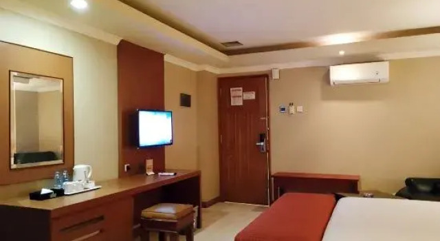 Люкс Olympic Hotel Jakarta