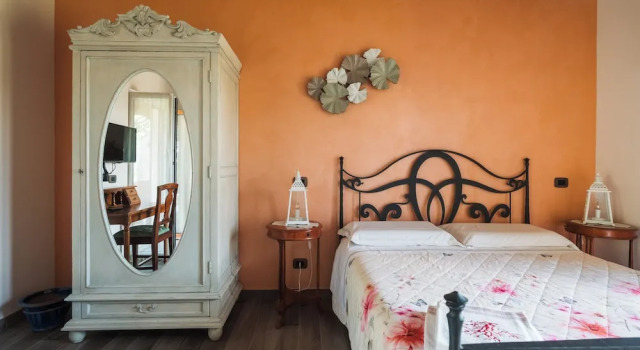 Двухместный номер Comfort с видом на бассейн Agriturismo Podere Ristella - Wine&Food