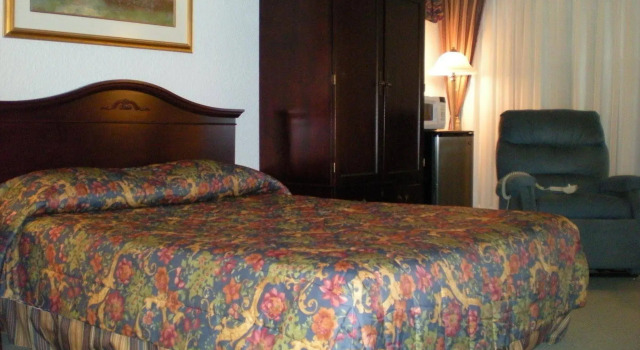 Centre De Congres Et Hotel La Sagueneenne, Boek Hotel Hotels in Saguenay Region met ontbijt, Ontbijt