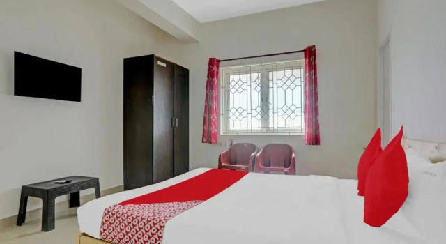 OYO Flagship 87029 Hotel Tiara Grand, Забронировать Отель Отели штата Тамилнада 3 звезды, 3*