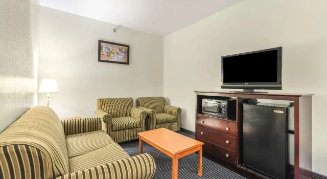 Двухместный люкс Econo Lodge Inn & Suites Pritchard Road North Little Rock