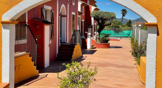 Вилла Hotel La Romarine
