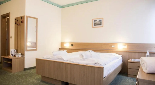 Трёхместный номер Standard Active Hotel Rosat