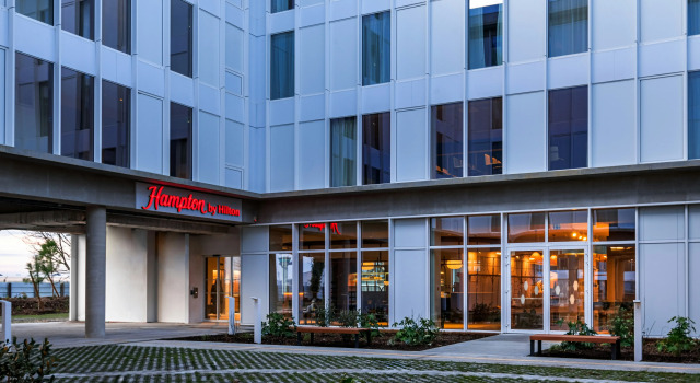 Hampton by Hilton Bordeaux Merignac Airport, Prenota Hotel Mérignac Charente Marittima