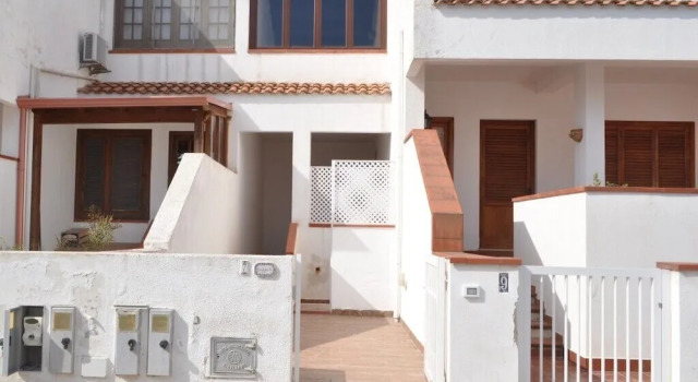 Villa Bonfiglio fronte mare e centralissima, Book Villa Hotels in Sicily with Parking, Parking