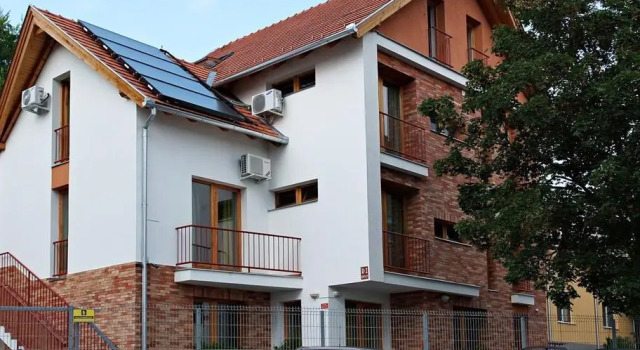 Centrum Apartmenthotel, Prenota Appartamento Pécs 