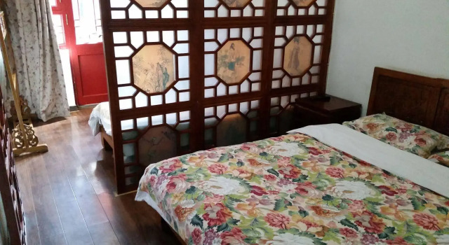 Tiananmen Best Year Courtyard Hotel, Забронировать Отель Дунчэн Пекин, рядом с Beijing China Numismatic Museum