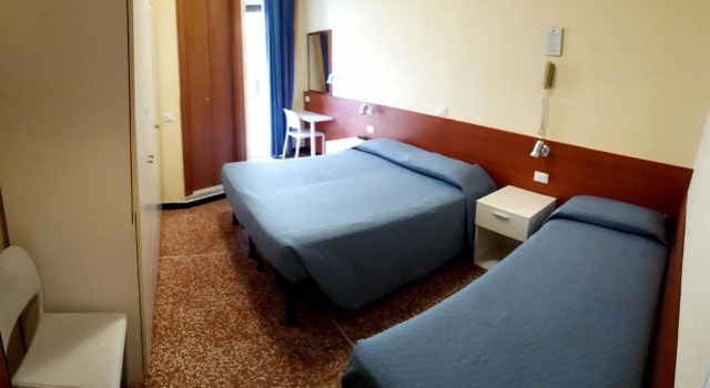 Трёхместный номер Standard Hotel Guya