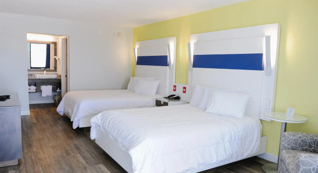 Четырёхместный номер Standard Regency Inn & Suites - Saint Augustine
