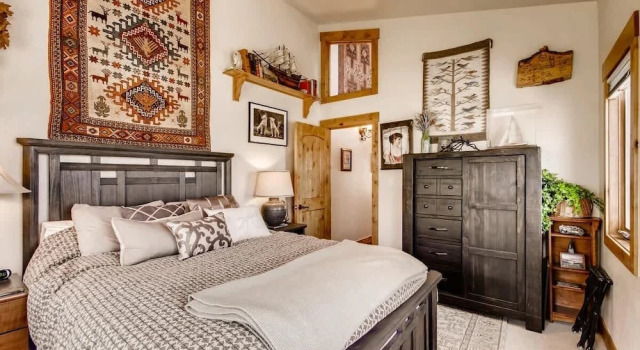 Epic Lake and Mountain Views!, Book Feriehus Dillon Vail Ski