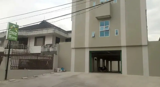 Hotel Cosmos Cuisine Guest House