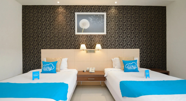 Nat Nat Homestay, Rezerwuj Hotel Hotele 3-gwiazdkowe w Malang, w pobliżu Universitas Brawijaya Malang, 3*