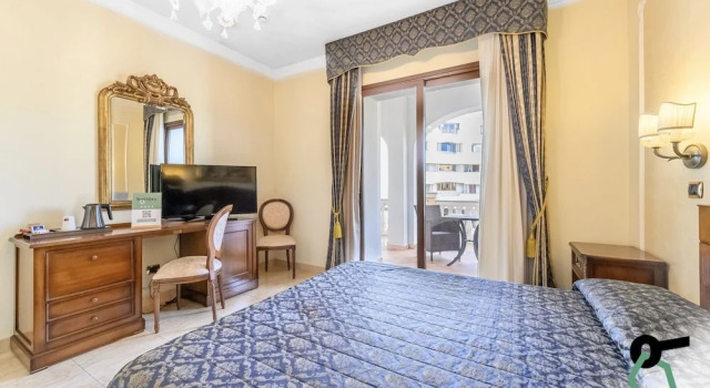 Трёхместный номер Comfort с балконом Hotiday Olbia Porto