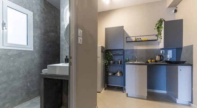 Апартаменты Deluxe Boutique Studios & Apartments-by Avelink