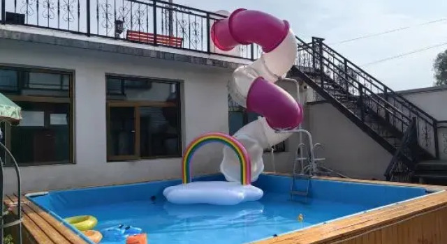 Кровать в общем номере Floral Hotel·Beijing Yunyi Hotel