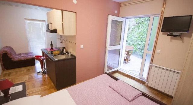 Студия с видом на сад Contessa Apartments