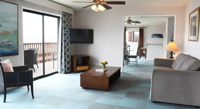Люкс терраса с 2 комнатами с видом на океан La Jolla Cove Suites
