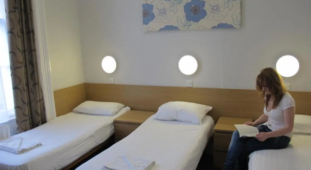 Трёхместный номер Standard Lords Hotel