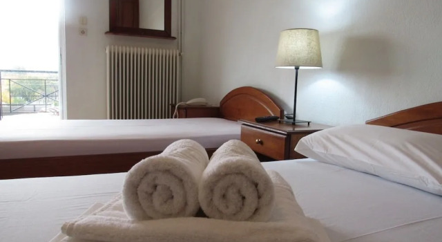Трёхместный номер Standard с балконом Balogiannis Hotel